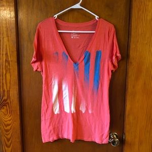 American Eagle V-neck Tee